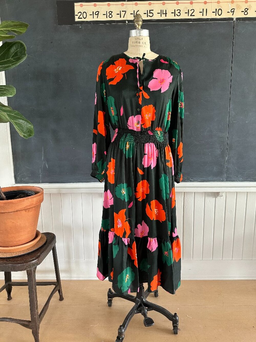 Tucker NYC Juliette Evergreen Poppies 100% Silk Maxi Dress S NWT